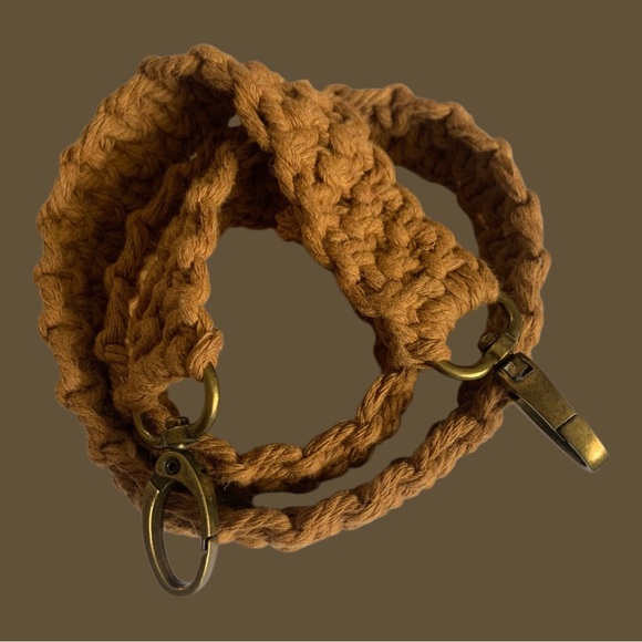 Vintage macrame handbag with Strap - Picture 13 of 16